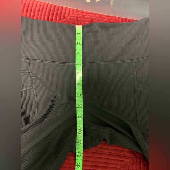 Old Navy Active Powersoft black, ribbed high-rise leggings - Picture 15 of 16